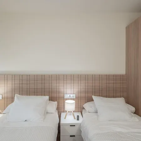 Aparthotel Be1960 Segon
